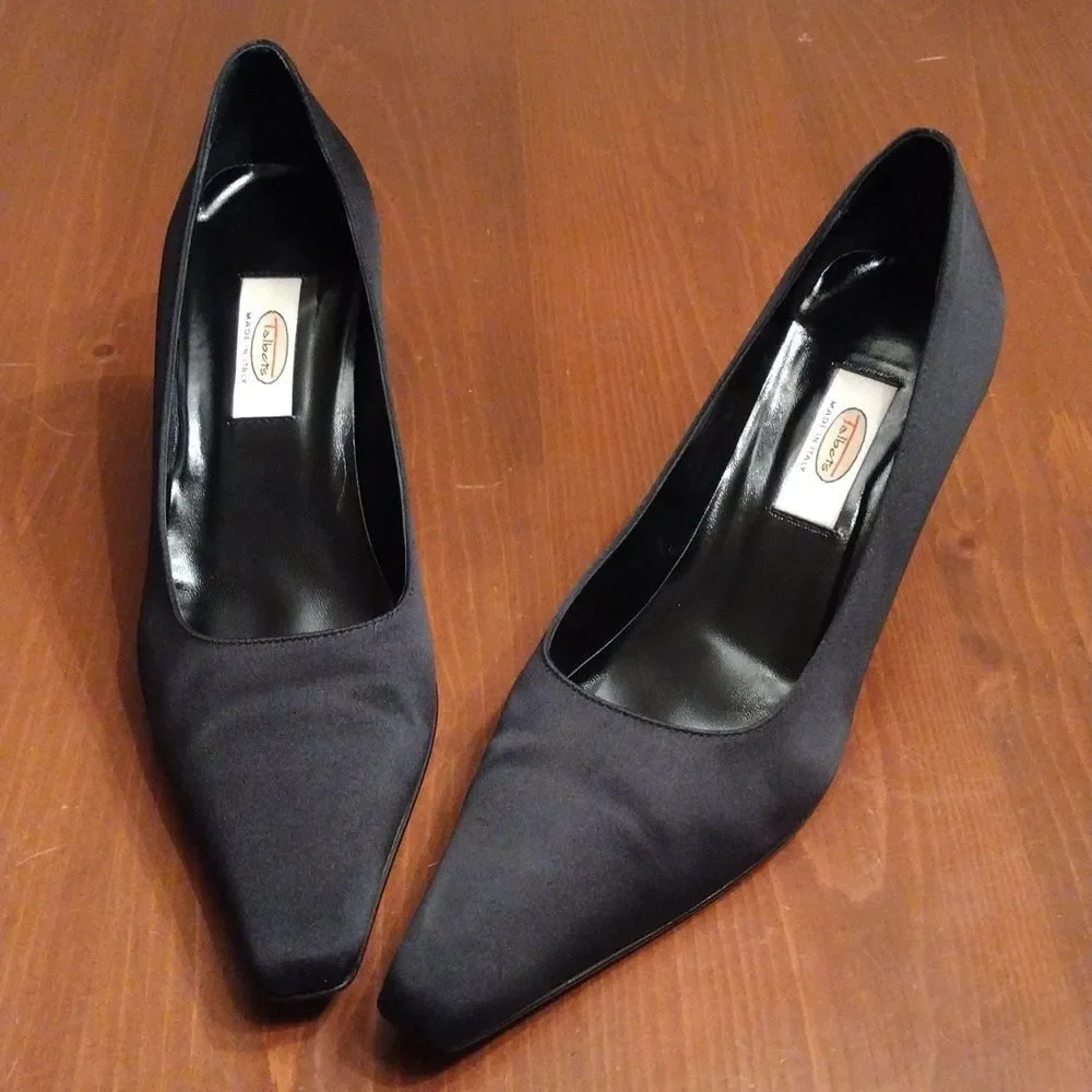 Vintage Talbot's Pointed Toe with Block Heel, Made in Italy, Size 8.5M, Black